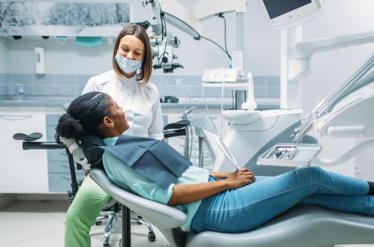 AFC dentistry - Amalgam Tattoo Removal and Composite Fillings: